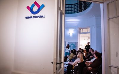 Dibujo y acuarela textil en el Espacio Artes Visuales